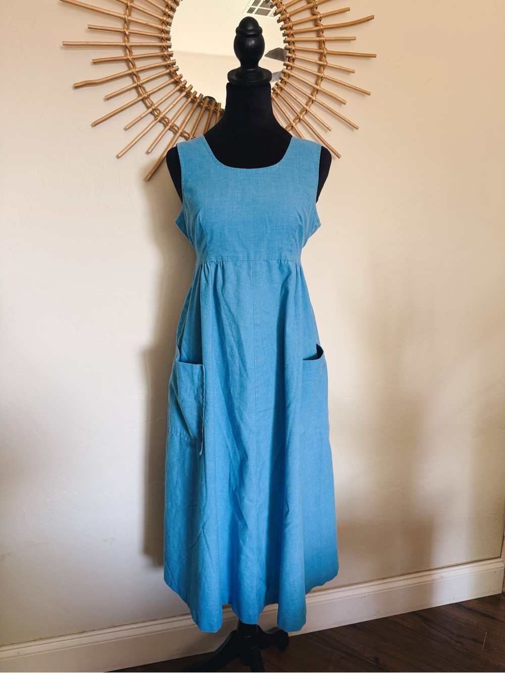 Blue Sleeveless Midi Dress with Pockets
